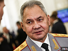 В Екатеринбург прилетел министр обороны РФ Шойгу