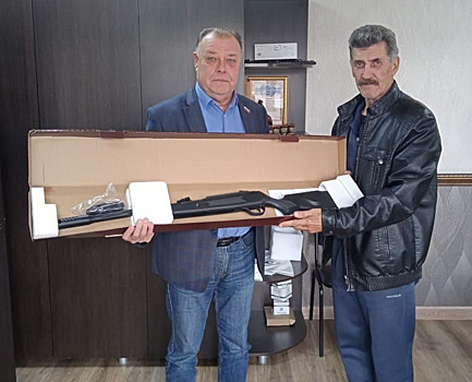 Курганский депутат Обласов купил винтовку, чтобы дети учились стрелять