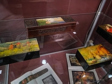 В Волгограде открыта выставка лаковой миниатюры Федоскино и Мстёры