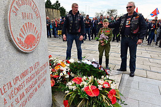 Как относятся к героям и жертвам войны в Чехии