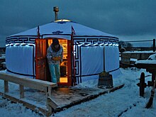 Архангельский байкер переехал в деревню и открыл «Страну кОз», чтобы привлечь в область туристов