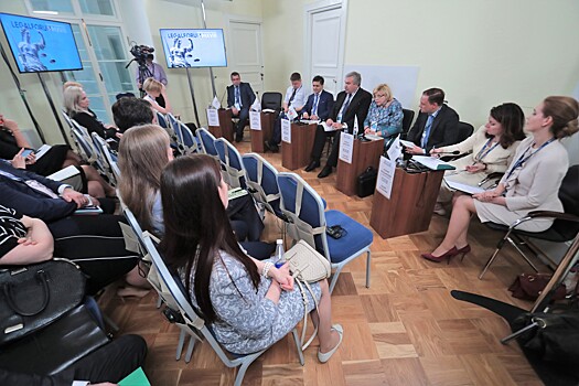Представители Мосгорнаследия приняли участие в VIII Петербургском Международном Юридическом Форуме