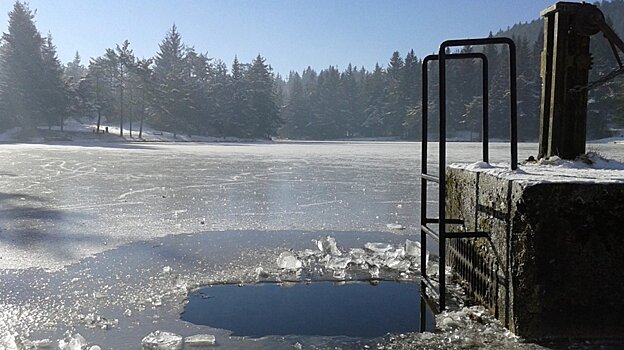 Врач предупредила о риске холодового шока при купании в проруби