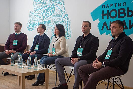 Партия «Новые люди» провела первую пресс-конференцию в Саратове