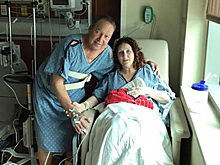 Муж и жена пожертвовали почки одному человеку с разницей в 16 лет