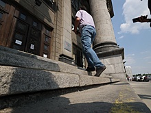 Доктор наук объяснила, почему ученые и врачи верят финансовым мошенникам