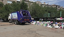 В Волгоградской области новый регоператор приступил к вывозу скопившегося мусора