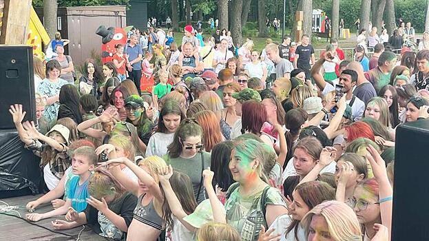 В Сергиевом Посаде прошел фестиваль красок