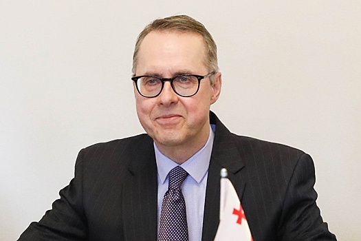 "Sputnik Грузия": Посол ФРГ Фишер арендует резиденцию у жены главы партии "Лело"