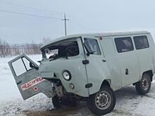 В Тоцком районе в ДТП попал автомобиль медслужбы