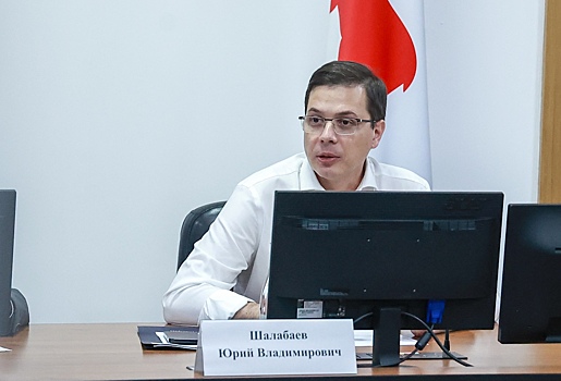 Юрий Шалабаев собрал первое в этом сезоне заседание штаба по уборке снега