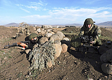 Гранатометчики российской военной базы в Армении учатся поражать цели в высокогорной местности