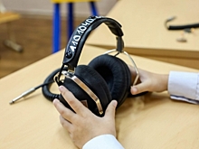 Волгоградцы с нарушениями слуха получают помощь в специальном центре