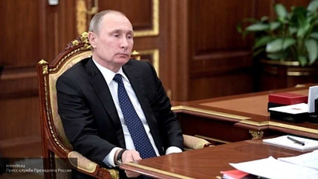 Путин распределил гранты в области культуры и искусства