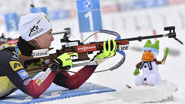 Норвежская биатлонистка Рейселанд выиграла женский спринт на этапе КМ во Франции