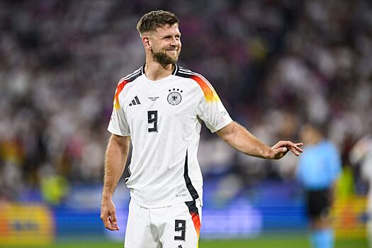 Фюллькруг сломал руку болельщику перед игрой Германии с Шотландией на Евро-2024