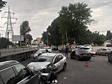 В Ростове в ДТП пострадали пять автомобилей