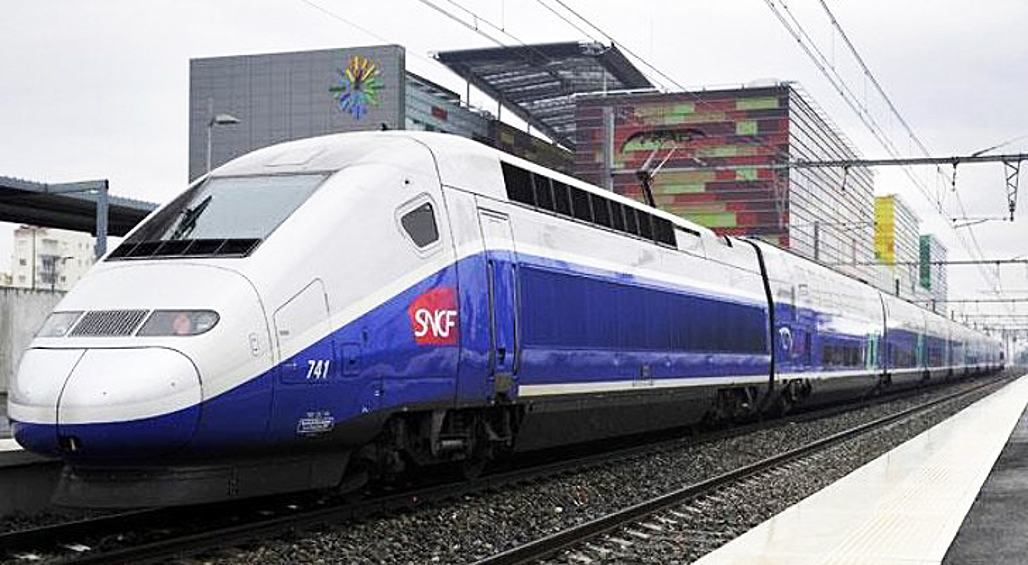 Французская государственная железная дорога потратила 16 млрд долларов на новый комплект поездов. К сожалению, поезда оказались слишком широкими для более 1300 платформ на станциях по всей стране. Решение проблемы стоит 50 млн евро. Это почти как купить машину и не проверить, поместится ли она в вашем гараже.