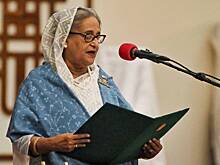 Экс-премьера Бангладеш приговорили к смертной казни