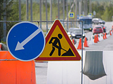 В Ноябрьске главная дорога из аэропорта в город закрыта для грузовиков на время ремонтных работ