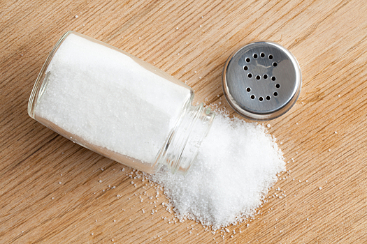 Как эффективно использовать соль в уборке
