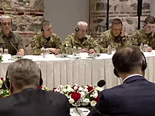 «Матерятся по-русски»: политолог объяснил, почему украинская делегация на переговорах не использовала мову