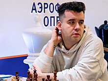 Непомнящий обошел Карлсена и выиграл предварительный этап Freestyle Chess Tour в Париже