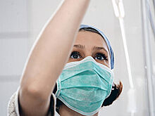 Медсестра заразила пациентов COVID-19 и поплатилась