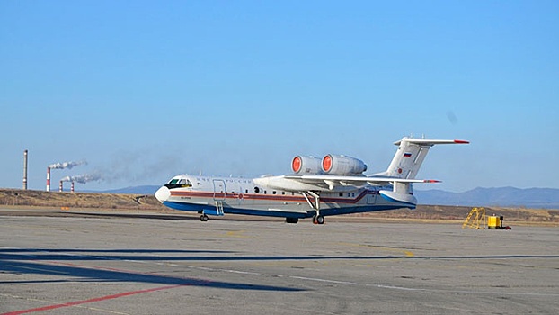 Два Бе-200 и Ми-8 прибыли в Забайкалье для тушения пожаров