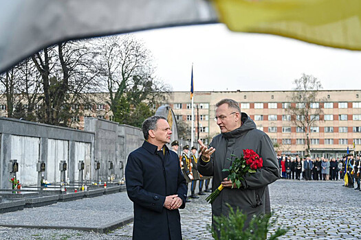 На Украину прилетел министр иностранных дел Нидерландов