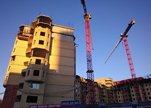 Строительство двух многоквартирных домов возобновлено в микрорайоне МАРЗ в Балашихе