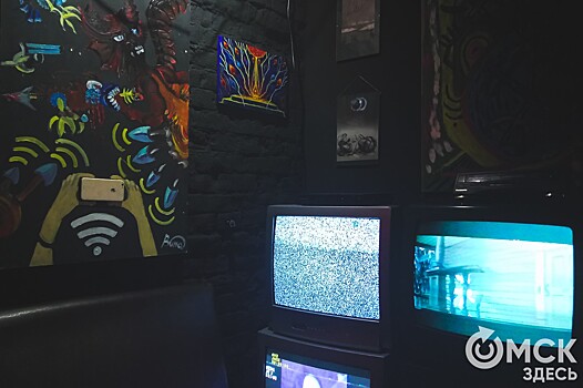 Как бывшие пациенты, так и художники: андеграундная галерея "Левая нога" возвращается с "Параличом взора"