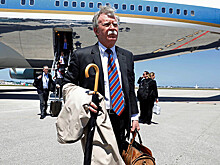 Зачем Болтон едет в страны Закавказья и Россию