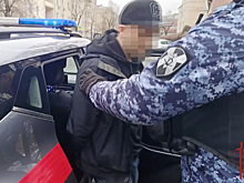 Приезжий устроил дебош в московской столовой из-за отказа включить Магомаева