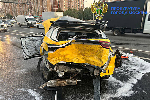 На западе Москвы произошло массовое ДТП с такси и автобусом