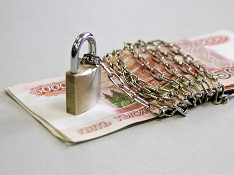 Российские банки отстаивают свое право отказывать заемщикам в кредитах без объяснений