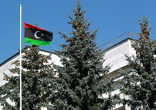 Путин вступает в Ливию, сохраняя старые соглашения, заключенные с Каддафи