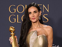 Деми Мур восхитила фанатов образом от Schiaparelli