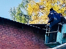 Суд оштрафовал кемеровских коммунальщиков за игнорирование поврежденной крыши