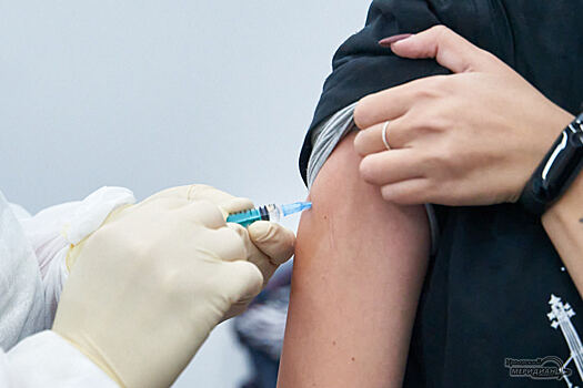 В марте на Урал поступит не менее 500 тысяч доз вакцины от COVID-19