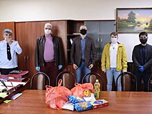 В Астрахани вручили продуктовые наборы ветеранам ВОВ и органов внутренних дел