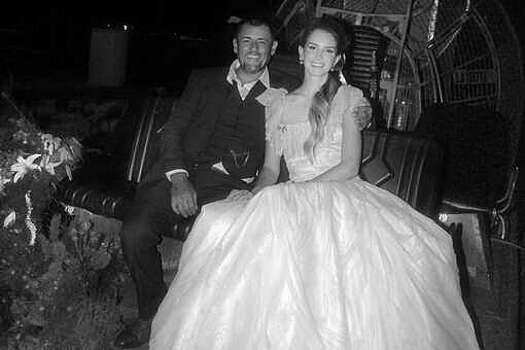 Певица Лана Дель Рей опубликовала фото со свадьбы с Джереми Дюфреном