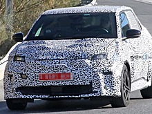 Электрический горячий хэтчбек Alpine A290 2024 пытается скрыть острый обвес в шпионском дебюте