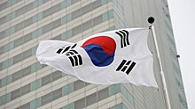 В Южной Корее грузовик с удобрениями въехал в людей