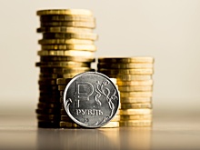 Золото в рублях торгуется на 3,65% ниже уровней конца 2024 года