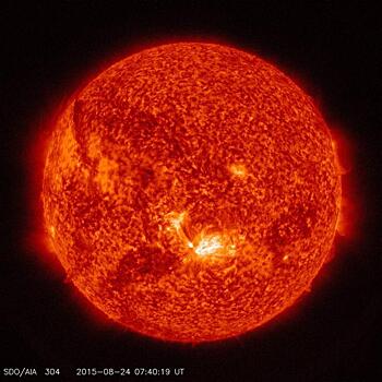 Гигантское пятно размером с Землю, обнаруженное на Солнце, встревожило ученых