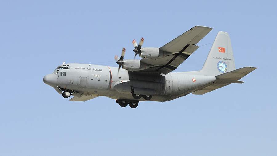 В Азербайджане заявили о гибели всех пассажиров упавшего в Грузии самолета