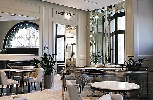 Зазеркалье Mastersuit Сafe — ателье и кафе с успокаивающей роскошью