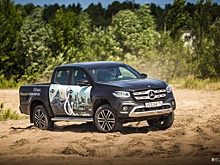 Mercedes показал в Новосибирске 5-метровую машину для грибников и дачников