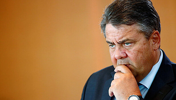 Главу МИД Германии "пытают" за ужин с Путиным